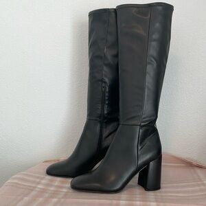 STEVE MADDEN LIZAH BOOT SZ 8.5 NEW